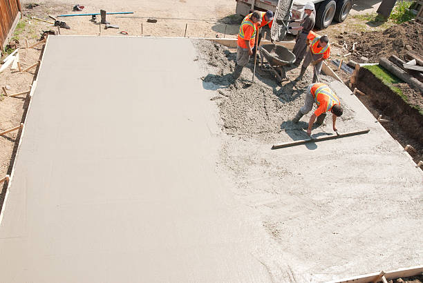 Best Industrial Concrete Flooring in Squirrel Mountain Valley, CA